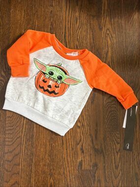 3/$30 NEW STAR WARS Infant 12 Months Baby Yoda Halloween Sweatshirt